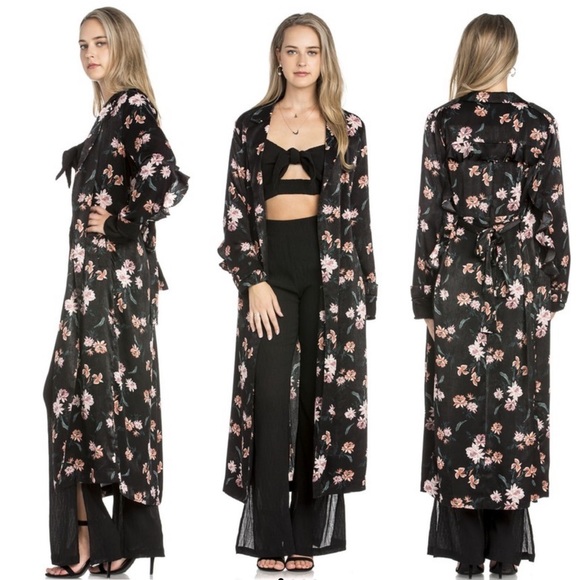 🌸 Simone Silky Floral Set - Picture 8 of 9